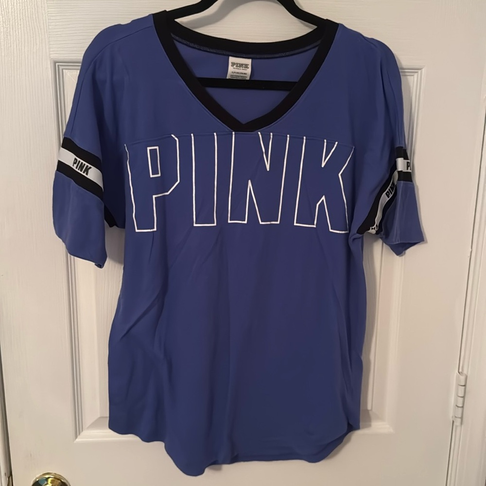 PINK Victoria’s Secret T-shirt Size S Color Blue Black Whitee
